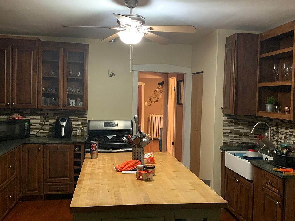 1st image of 4029 N Melvina Ave #2