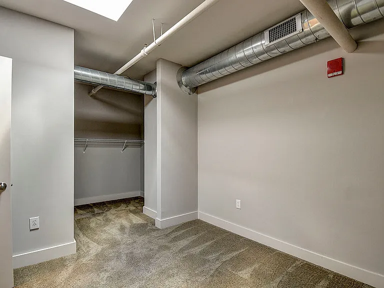 1025 Market St — Photo 11