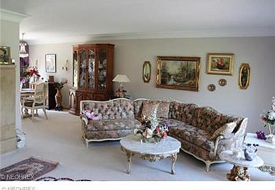 4th image of 31290 Hilliard Blvd