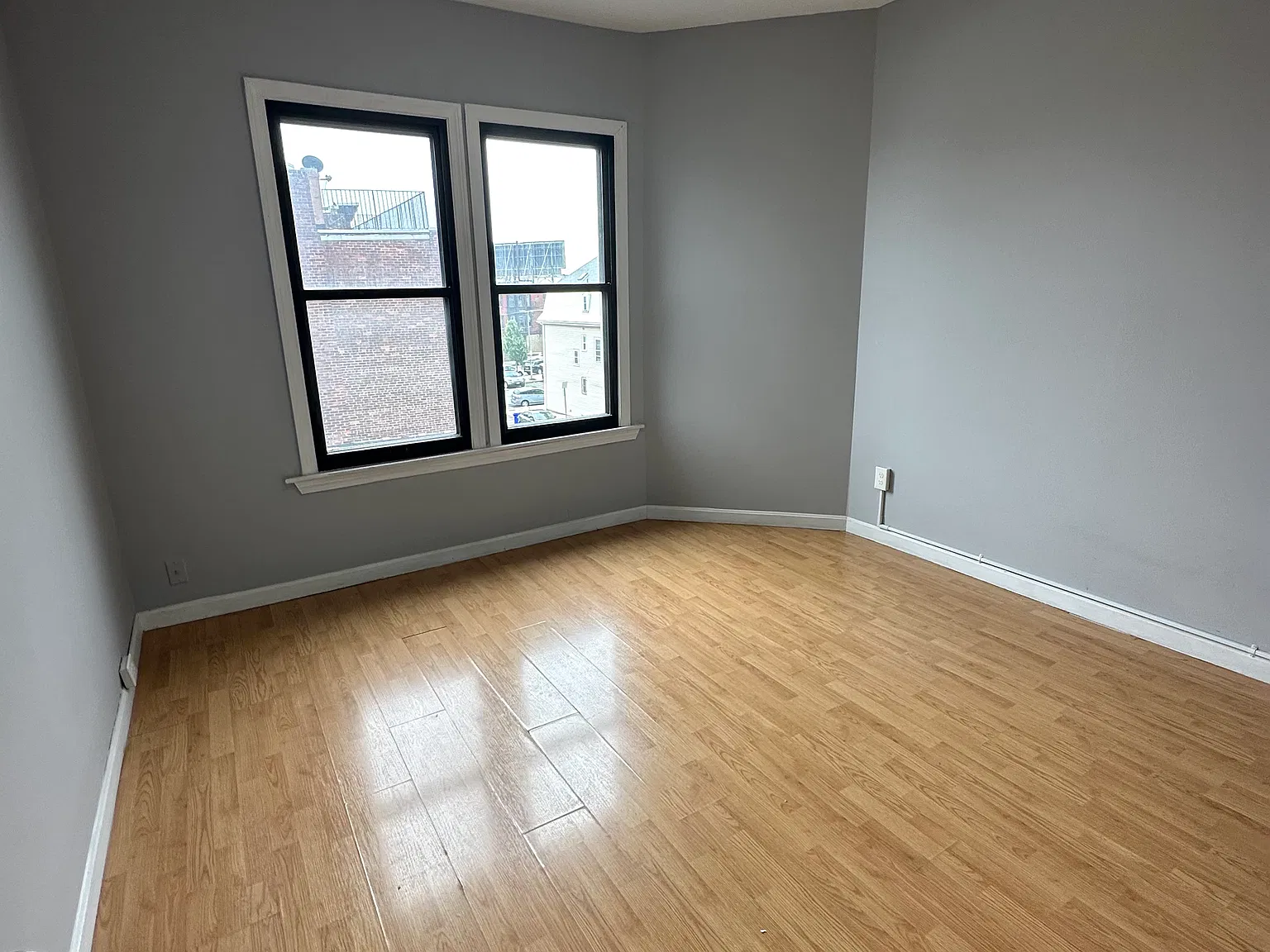 4 bed, $3,200 — Photo 4