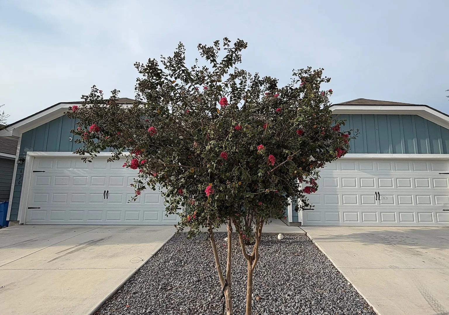Luxury 3/2 Duplex in Seguin, Texas — Photo 2