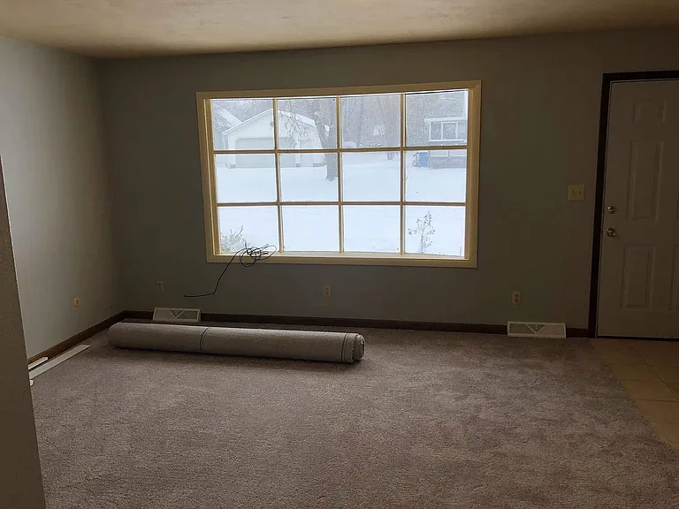 301 Eaton Ave — Photo 10