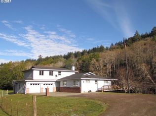 99261 N Bank Chetco River Rd, Brookings, OR 97415