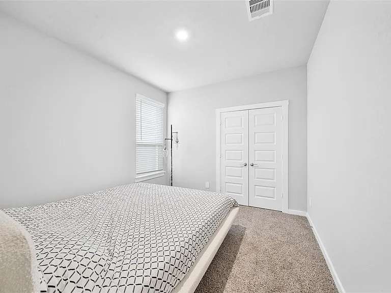 28447 Halle Ray Dr — Photo 17