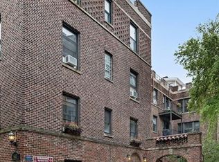 643 W Roscoe St APT D3, Chicago, IL 60657