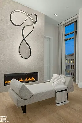 Living room, photo 6