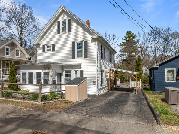 56 Lincoln Avenue, Gardiner, ME 04345