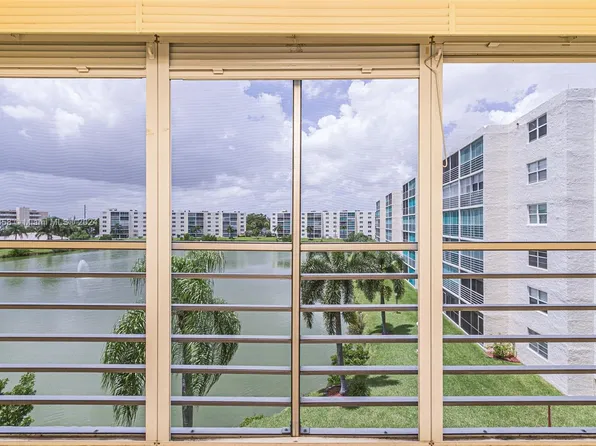 121 SE 3rd Ave APT 407, Dania Beach, FL 33004