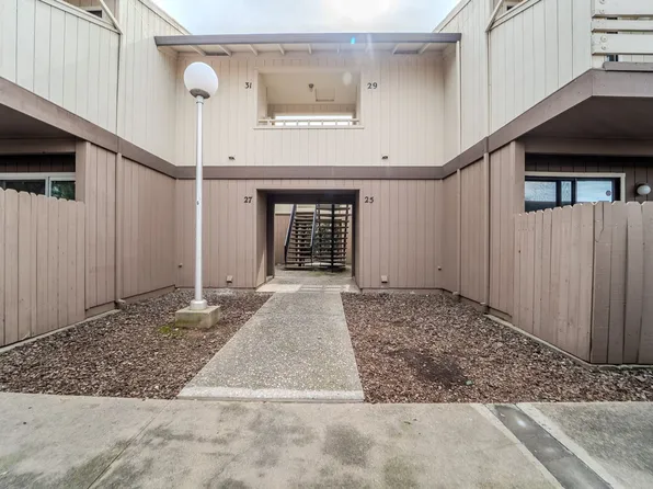 799 Clark Ave APT 25, Yuba City, CA 95991