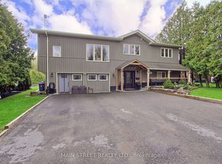 1 Mustard St, Uxbridge, ON L9P1R2
