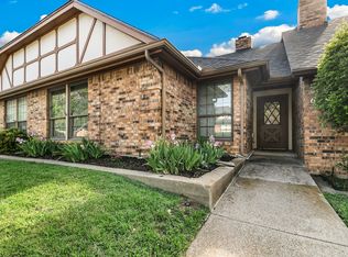 623 Windgate Ct, Arlington, TX 76012