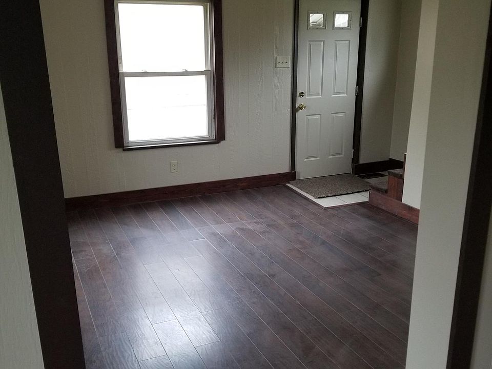 1st image of 1116 N Sharpsville Ave