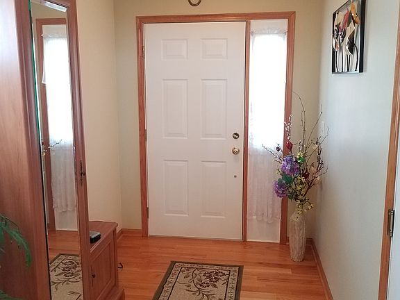 3rd image of 1711 Peachtree Dr