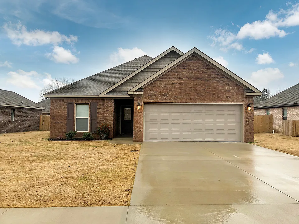 Brookvale Cir
