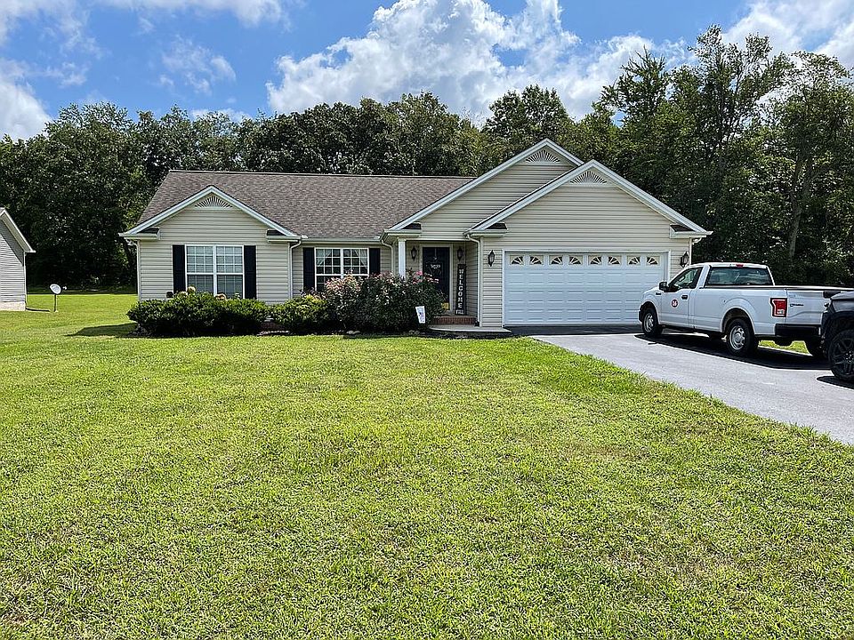 1st image of 340 Golden Cir