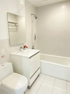 Rented by R New York | media 5