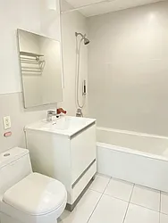 Rented by R New York