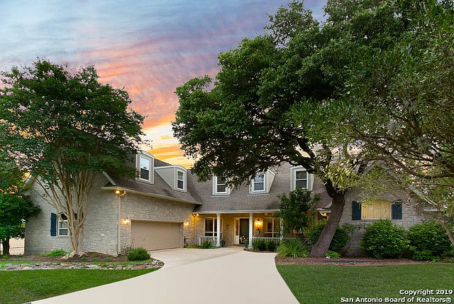 1st image of 8612 Fairway Green Dr