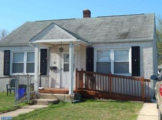 10 Love Ln, Norwood, PA 19074