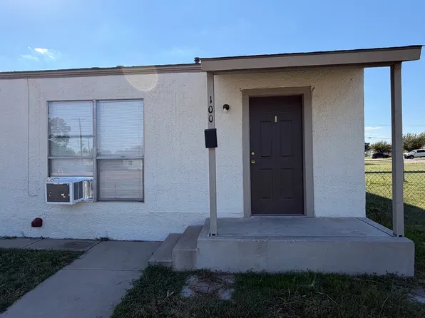 100 19th St, Canyon, TX 79015