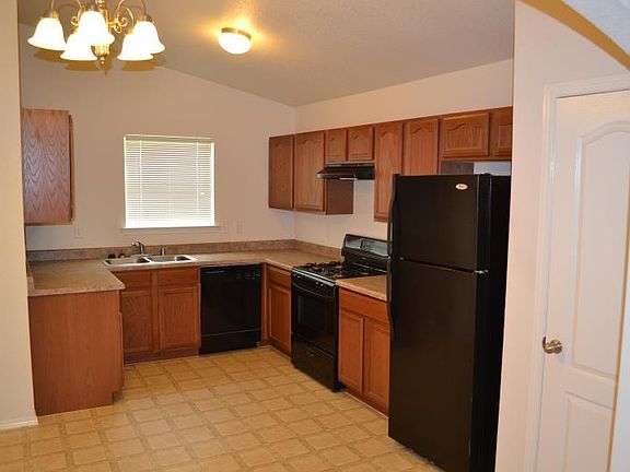 4th image of 12028 Copper Mine Ln