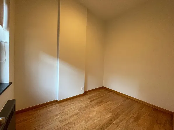 643 Broadway image 7 of 11