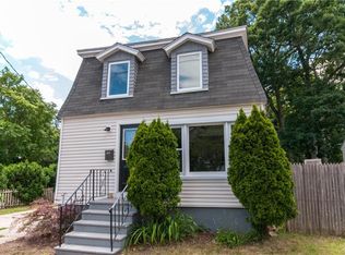 219 Norwood Ave, Warwick, RI 02888