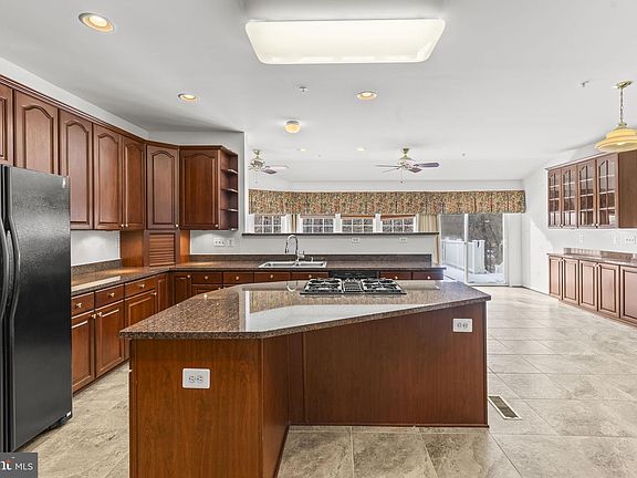 3rd image of 11709 Capstan Dr