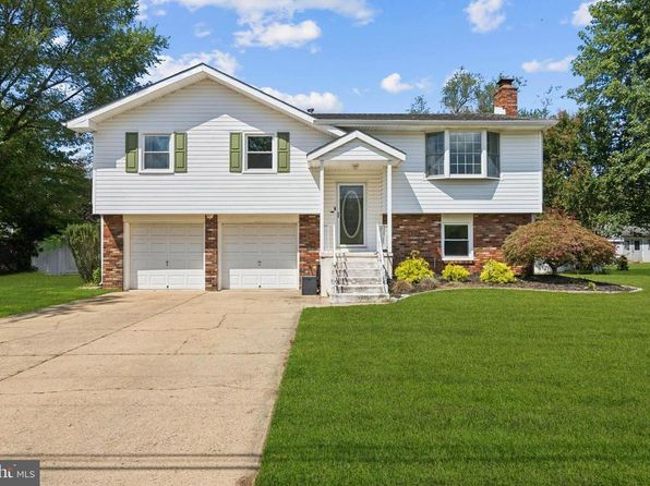 229 Waterford Rd