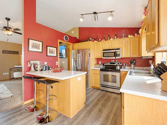 2nd image of 494 Karen Ln