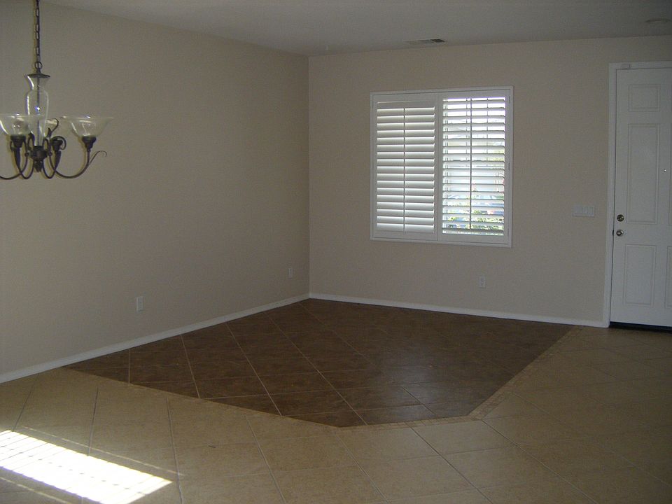 2nd image of 6122 Starview Dr