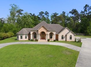 320 Sandy Brook Cir, Madisonville, LA 70447