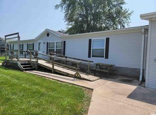 2675 E County Road 2300, La Harpe, IL 61450