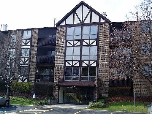 1st image of 10351 Menard Ave APT 320
