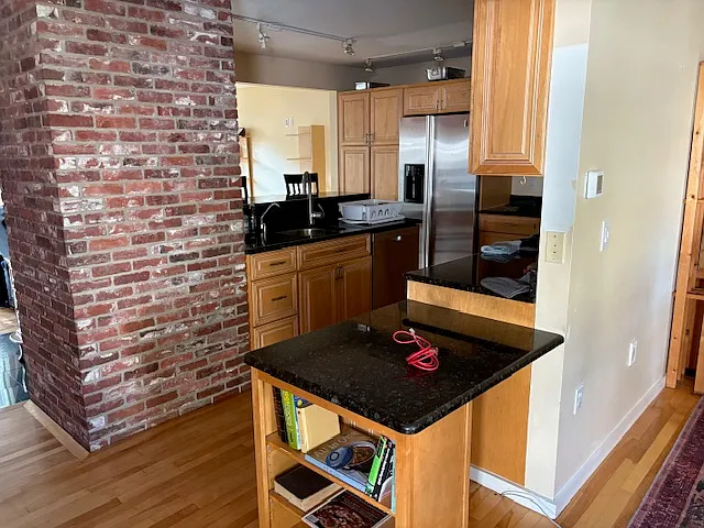 2 bed, 2.5 bath, 1434 sqft, $4,400 — Photo 4