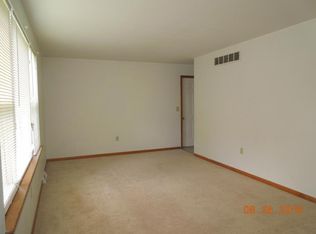 7280 E Sunny Vale Dr #B, Columbia, MO 65201