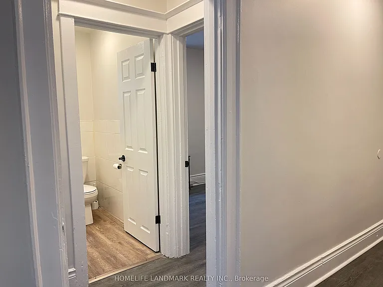 987 Main St E #1 — Photo 9