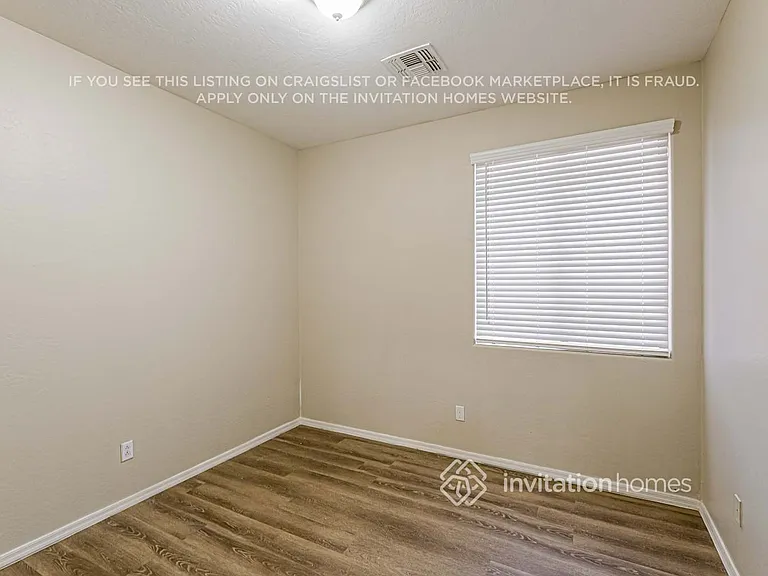 6826 S 30th Ln — Photo 13