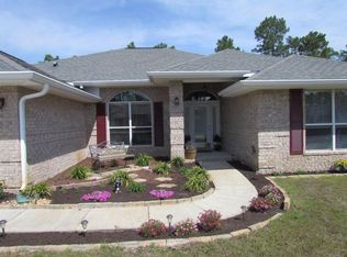9506 Pouder Ln, Navarre, FL 32566