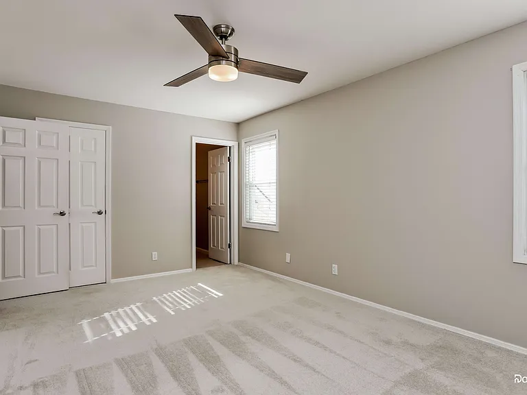 15027 Isleview Dr — Photo 11
