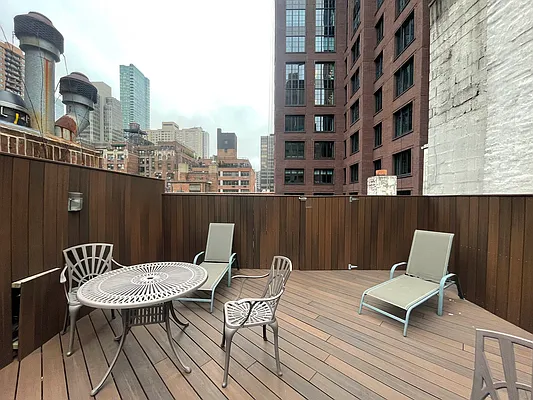 Rented by Douglas Elliman | media 14