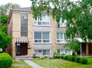 4 Rowley Ave, Toronto, ON M4P2S8