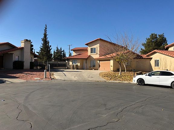 2nd image of 10316 Shangri La Ave