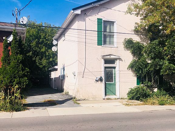 2nd image of 27 Stephen St