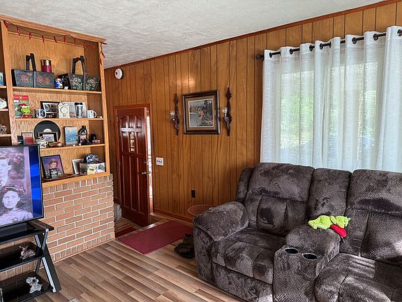 4th image of 157 Trapper Dr