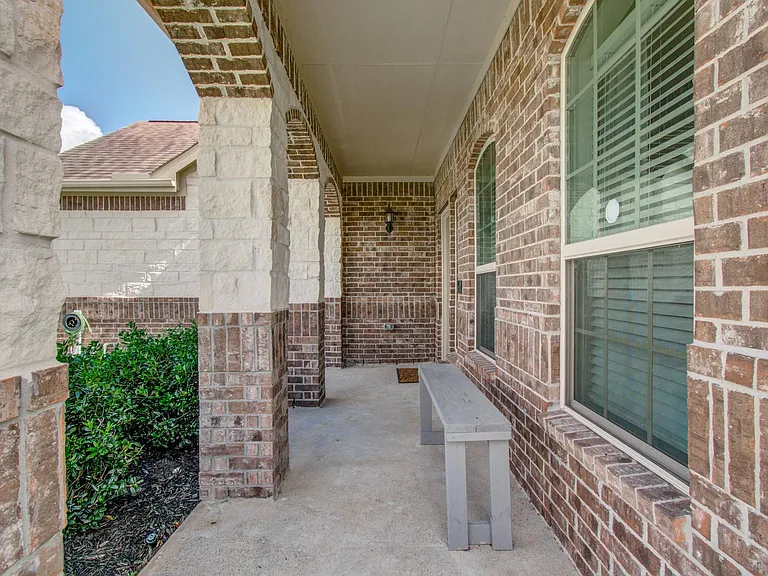2202 Anzio Ct — Photo 6