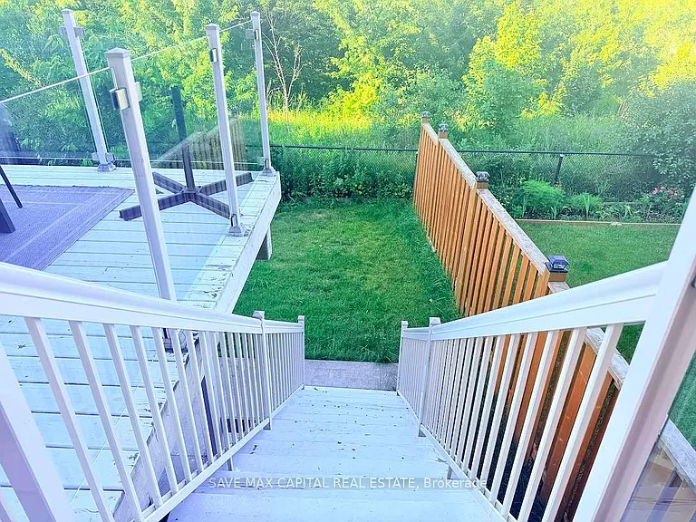 15 Apple Valley Way — Photo 6
