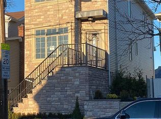 261 Cleveland Ave, Staten Island, NY 10308