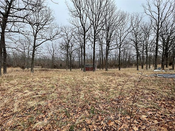 3rd image of 32037 Orchard Dr