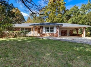 916 Level Creek Rd, Sugar Hill, GA 30518